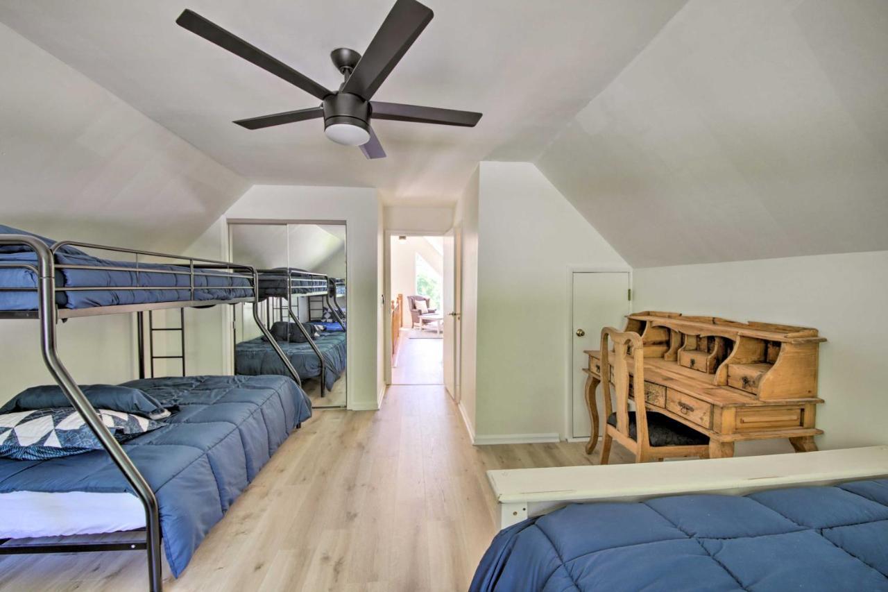 Modern Eckerty Home With Deck On Patoka Lake! Taswell エクステリア 写真